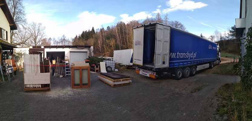 Packing the truck January 2020